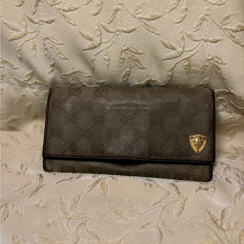 Gucci GG long wallet